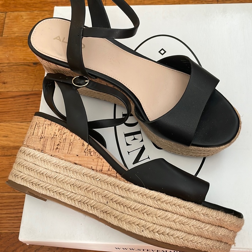Aldo wedges